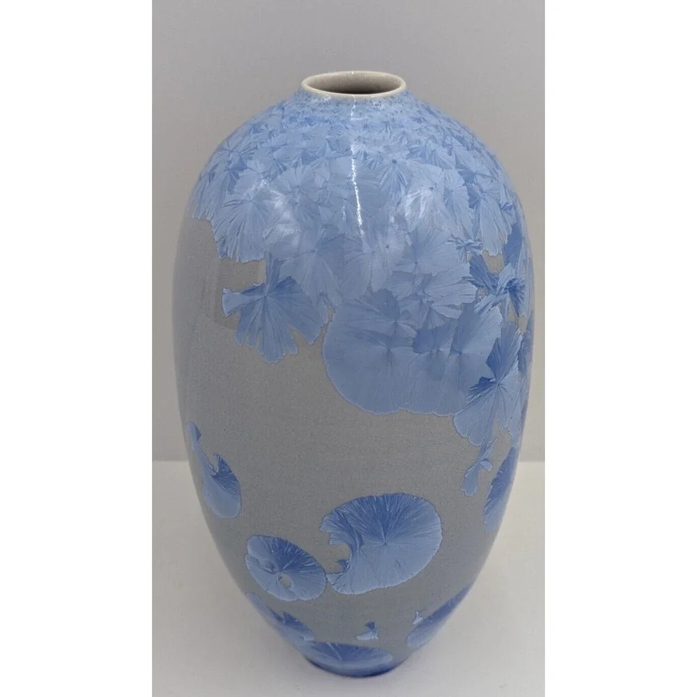 Vintage Sid Oakley Porcelain Vase in Crystalline Glaze NC Pottery 8.5